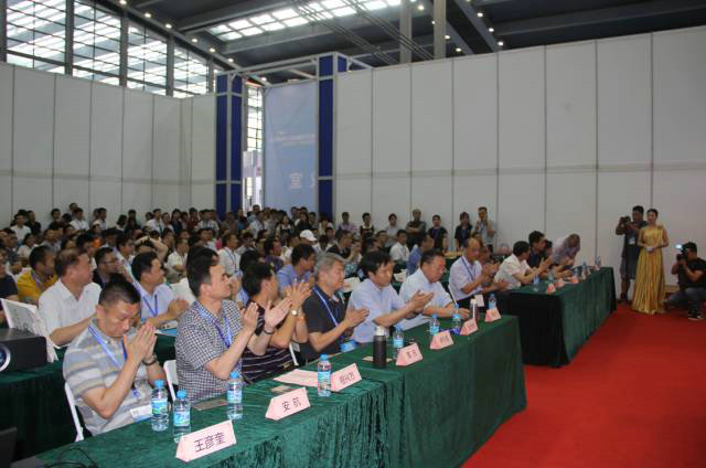 金年会科技贺中国首届安防系统集成联盟高端峰会暨深安协20周年庆典隆重举行